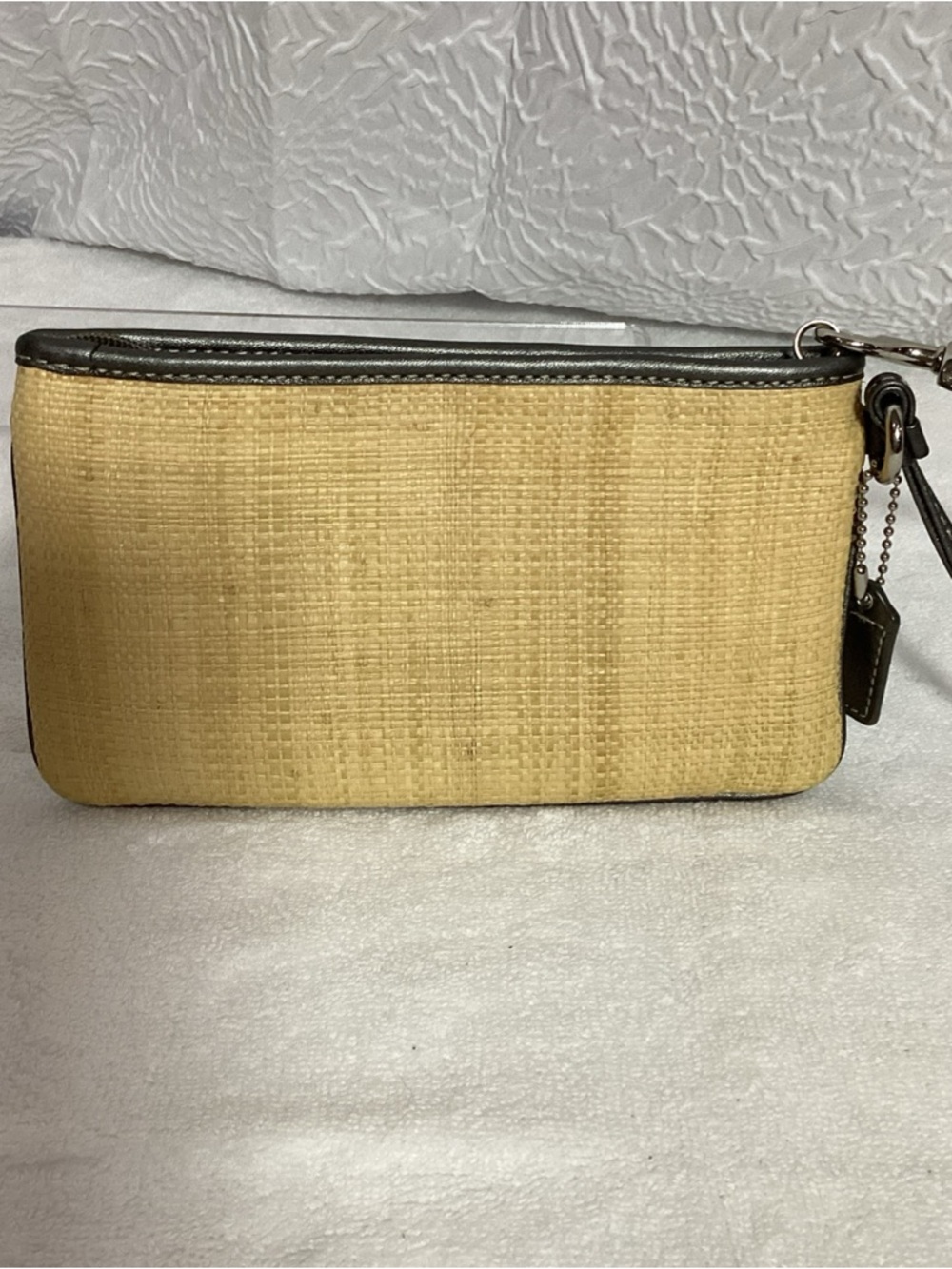 Coach Y2K Hamptons Archive 10th Anniversary Straw Metallic Flower Wristlet - Picture 4 of 12